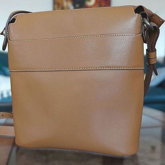 La Marthe Paris 2006 camel brown leather medium crossbody bag - Picture 2 of 16